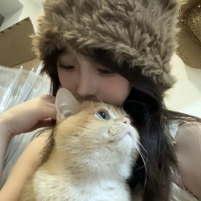 布劳涅森林的女人们 封面